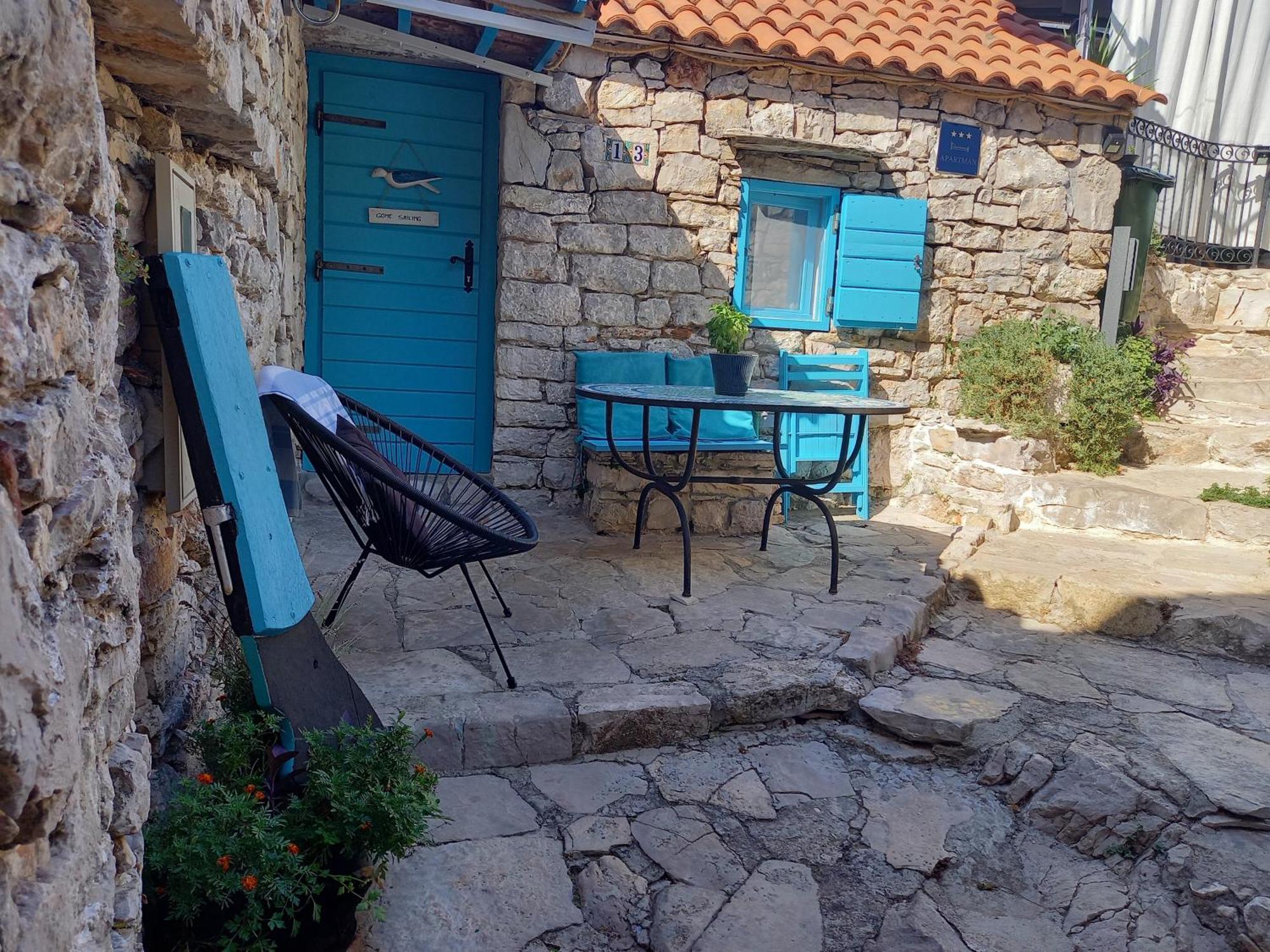 Vacation House Sara&Noa Maslinica Dış mekan fotoğraf